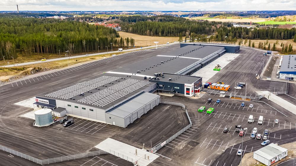 Astoran rakentama kohde ilmasta kuvattuna